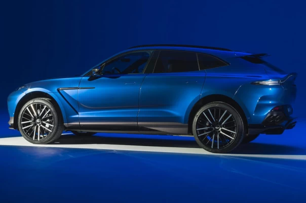Aston Martins Ziel für Elektrofahrzeuge: 2026