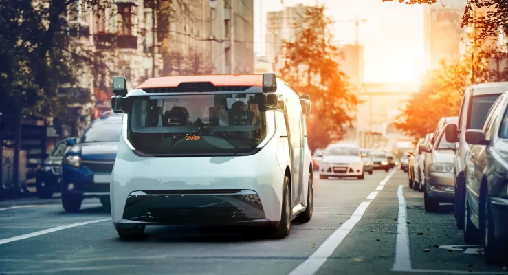GM bittet um Erlaubnis, einen lenkradlosen, autonomen Pod in San Francisco zu testen