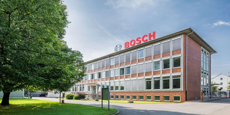 Bosch-Beschäftigte protestieren gegen Stellenstreichungen